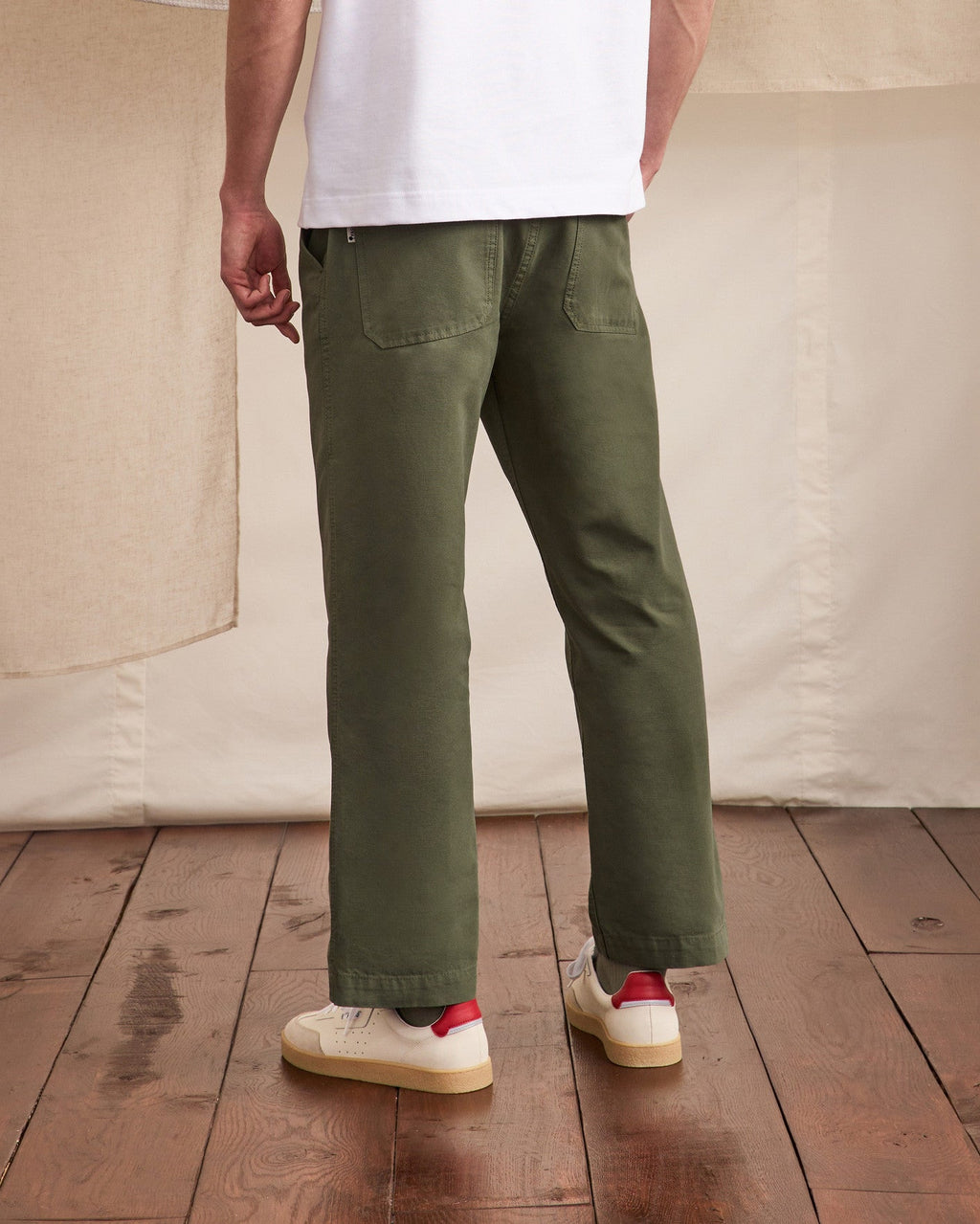 Chino verde caqui