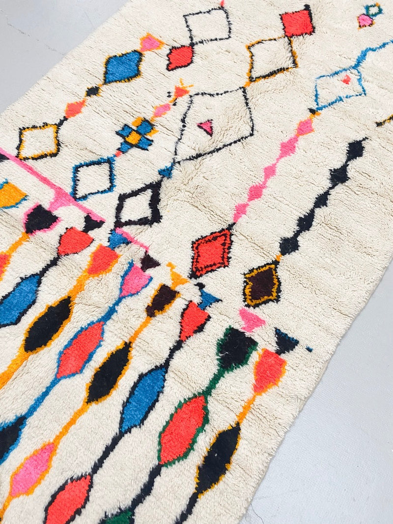 Tapis Berbère Marocain Azilal - Ecru À Motifs Colorés