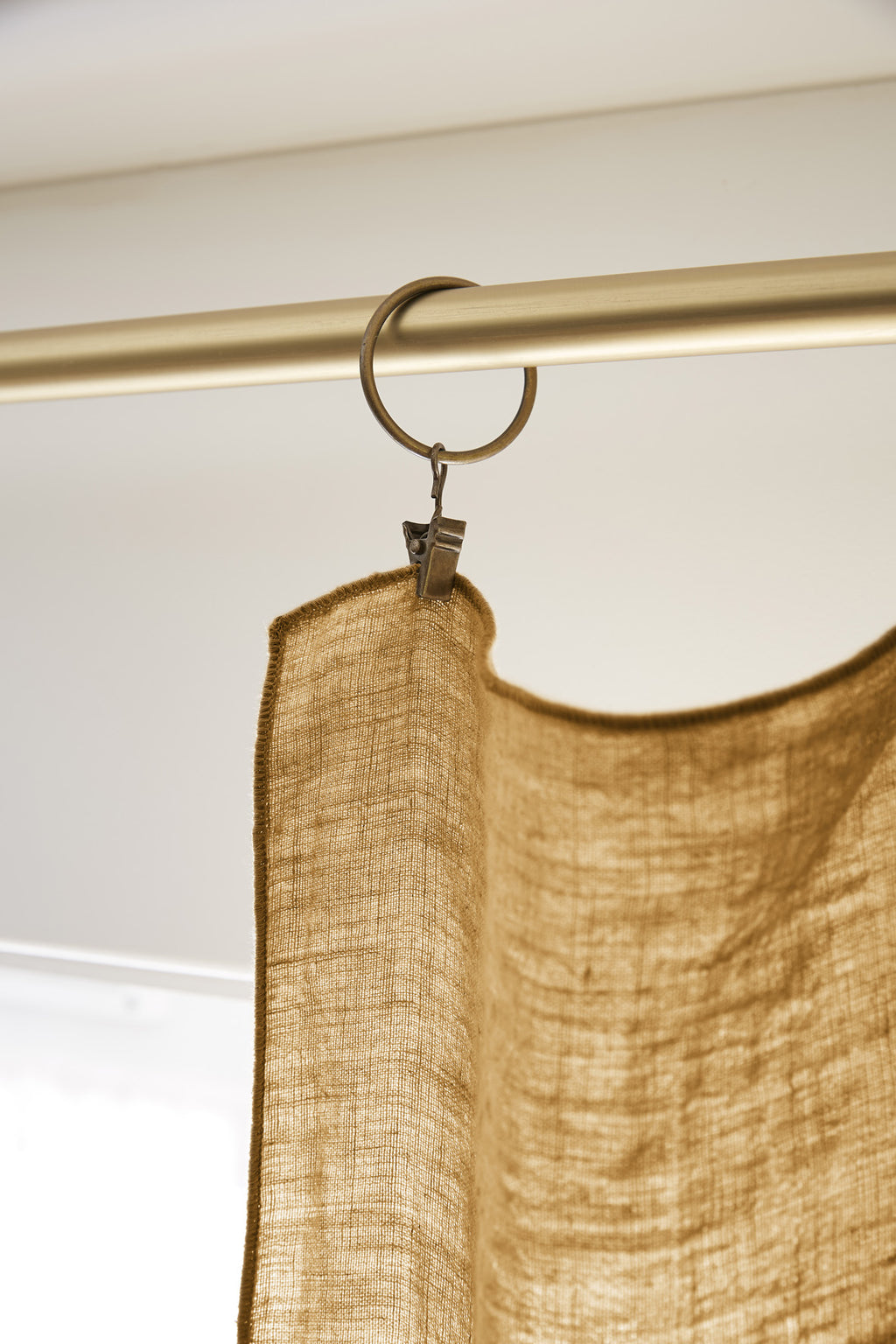 Cortina Ajustable + Anillas - Lino Lavado - Soline - Caramelo
