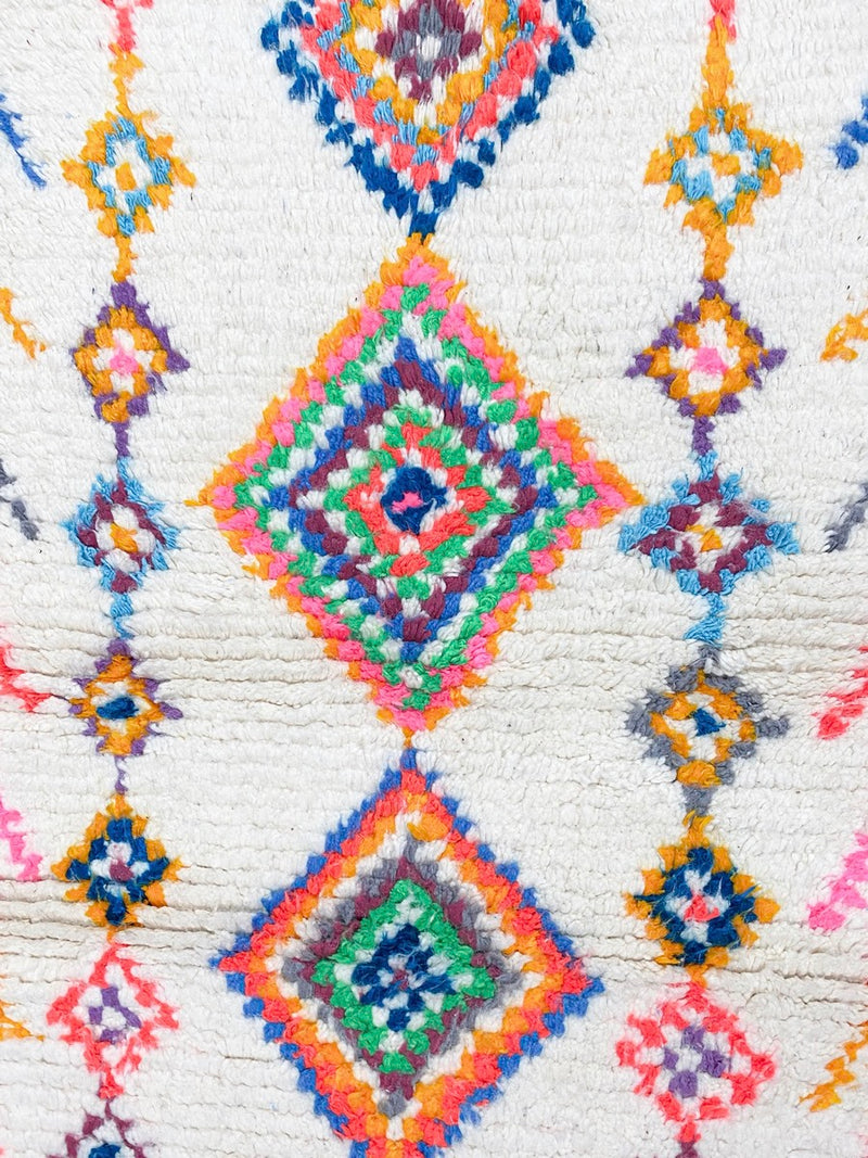 Tapis Berbère Marocain Azilal - Ecru À Motifs Colorés