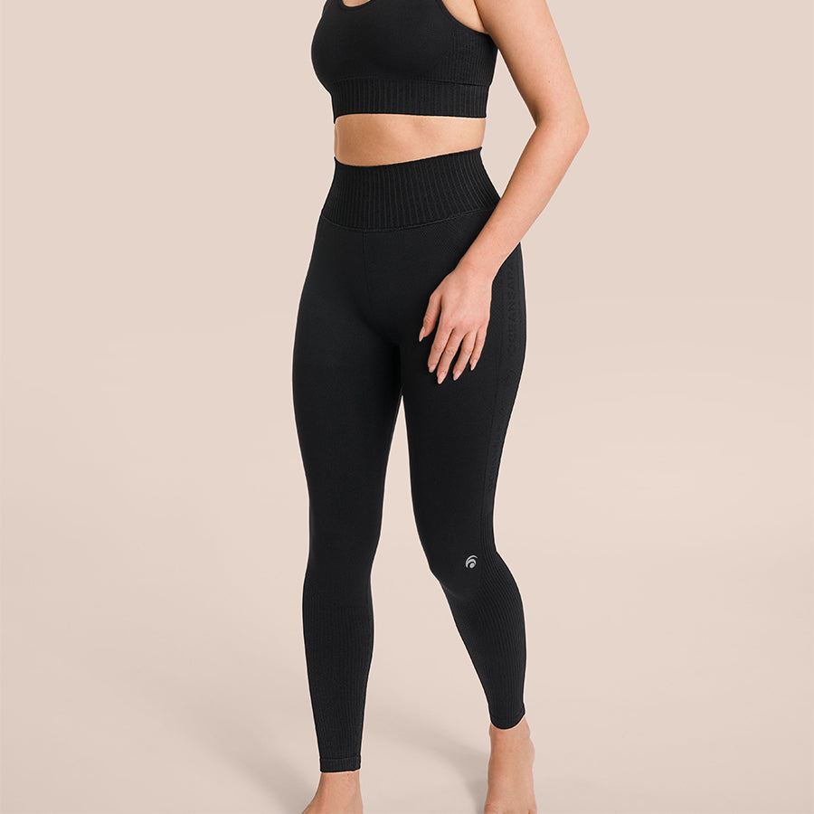 OCEANSAPART - Riley Trousers - Black