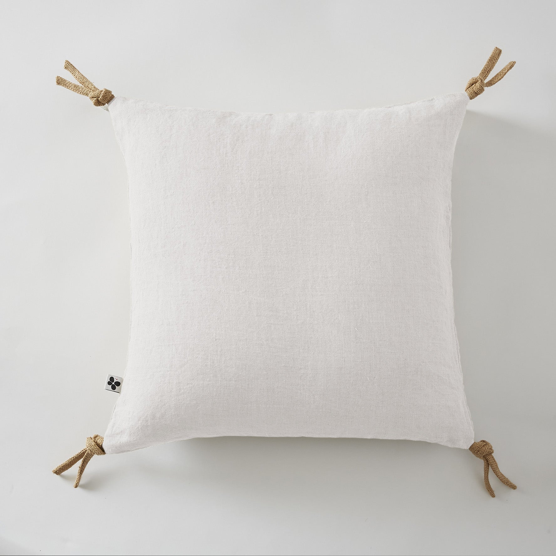 Soline - Coussin Déhoussable Avec Pompons - Lin Lavé - Craie