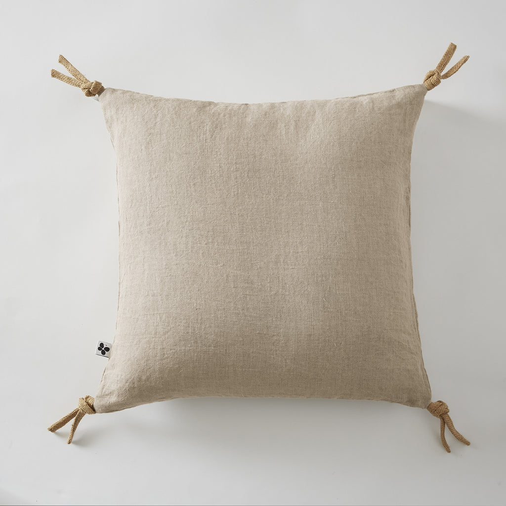 Soline - Coussin Déhoussable Avec Pompons - Lin Lavé - Sable