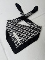 Foulard Christian Dior – Modèle Monogramme Noir