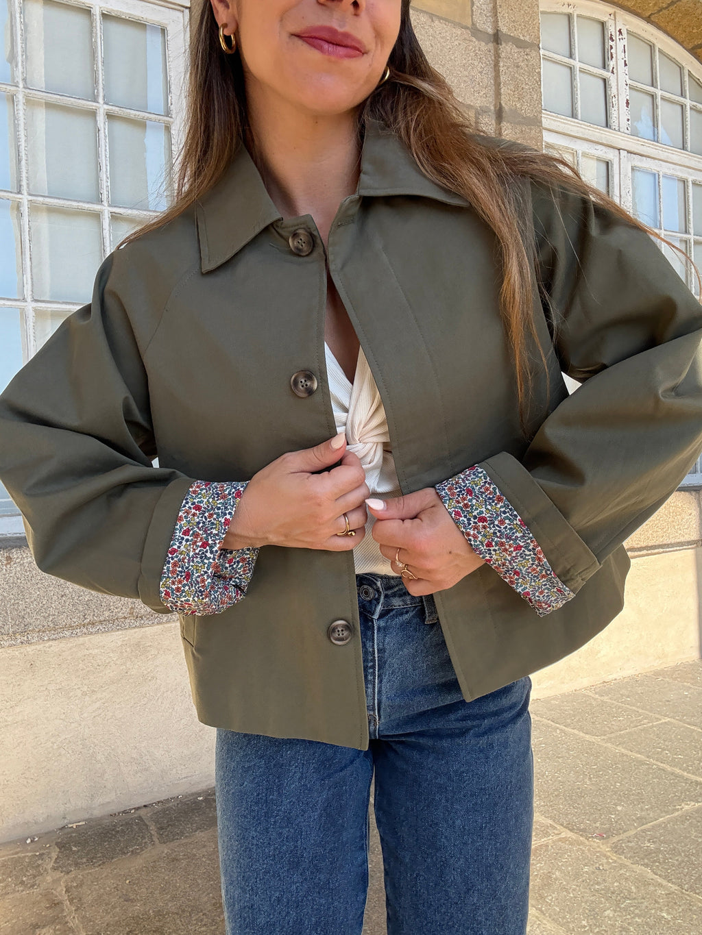 Chaqueta trench Edith de algodón Liberty caqui
