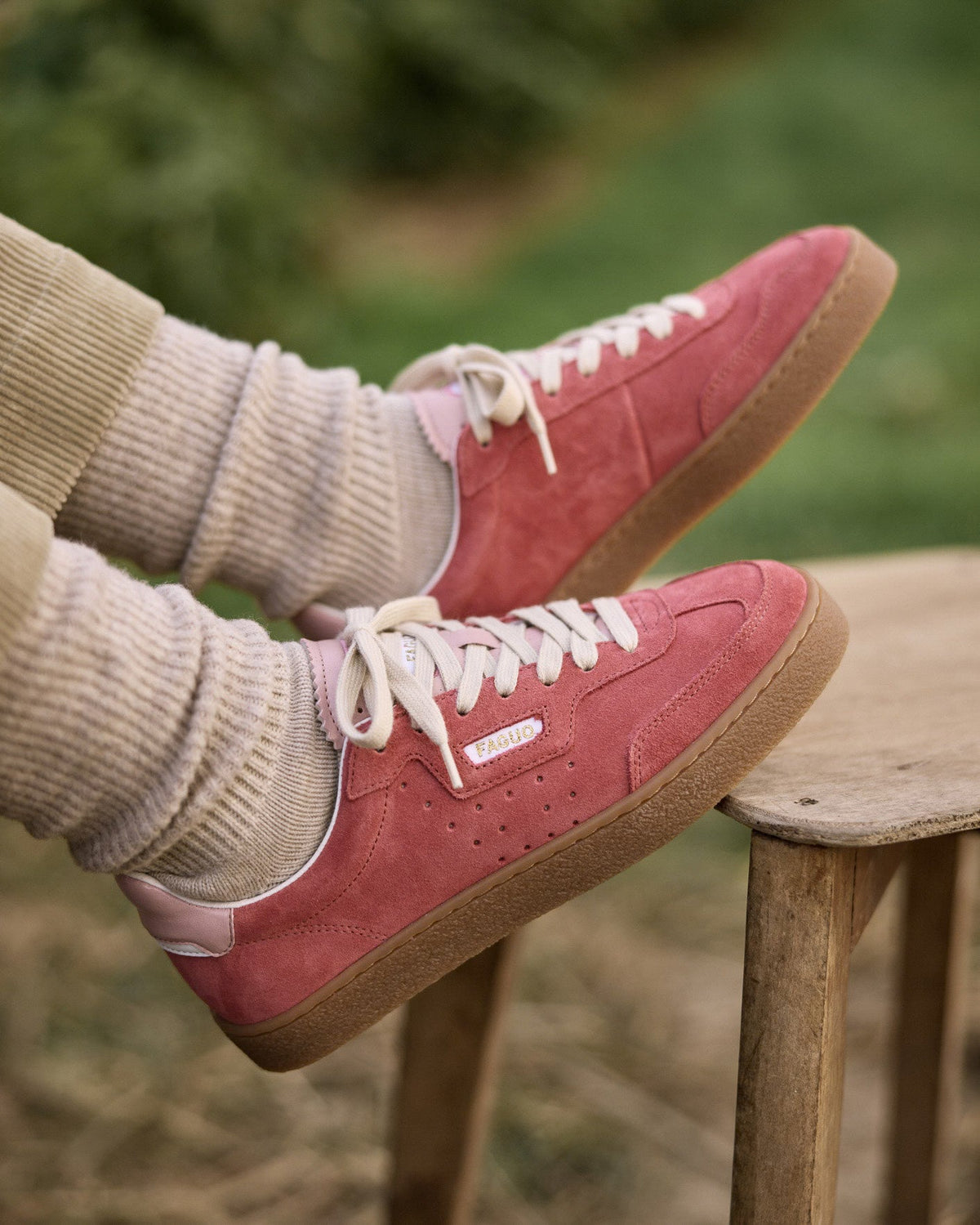 Zapatillas de piel de ante rosas