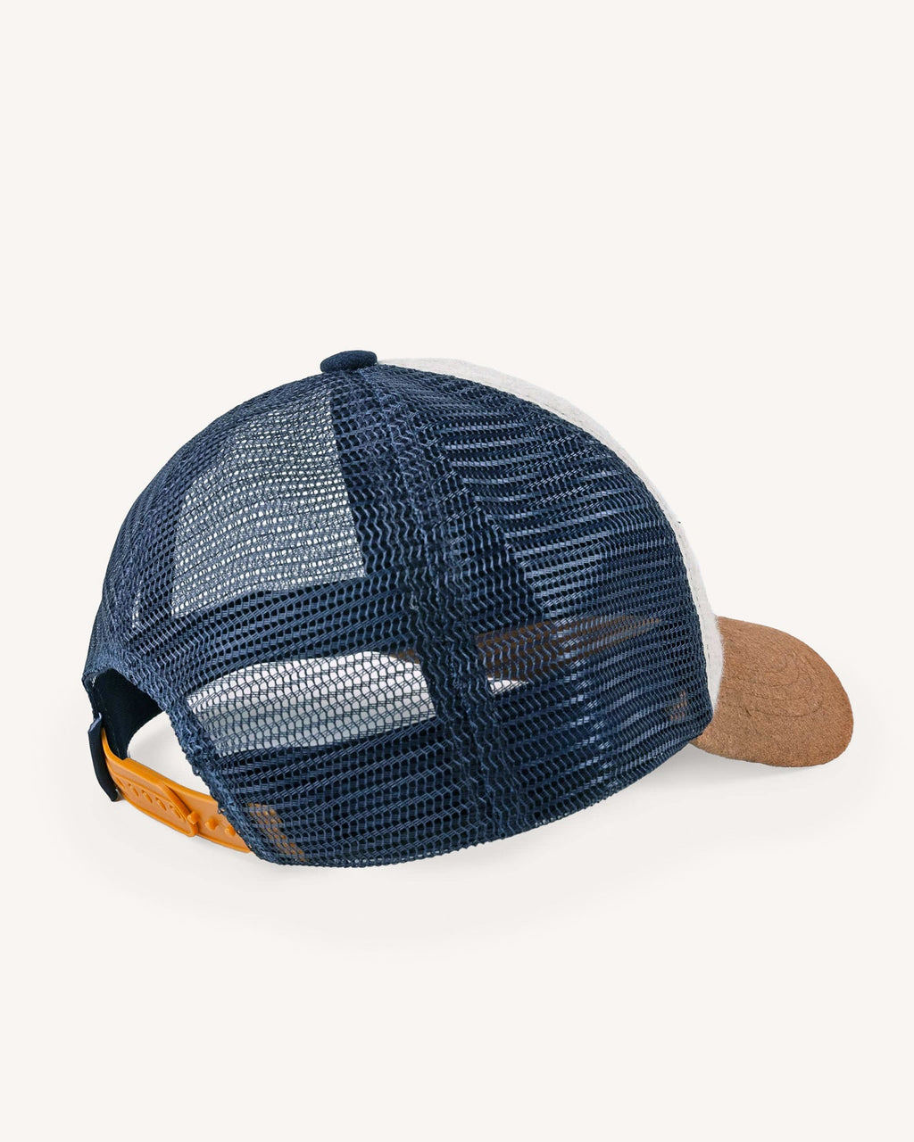 Gorra azul marino y cruda