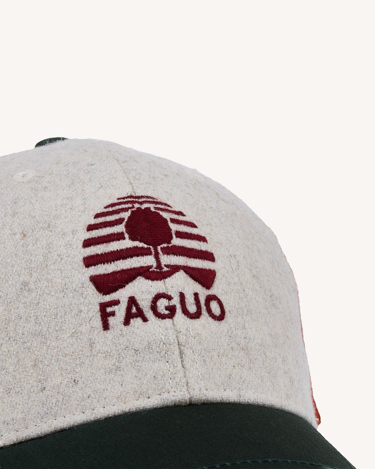 Casquette Vert Foncé Et Multicolore