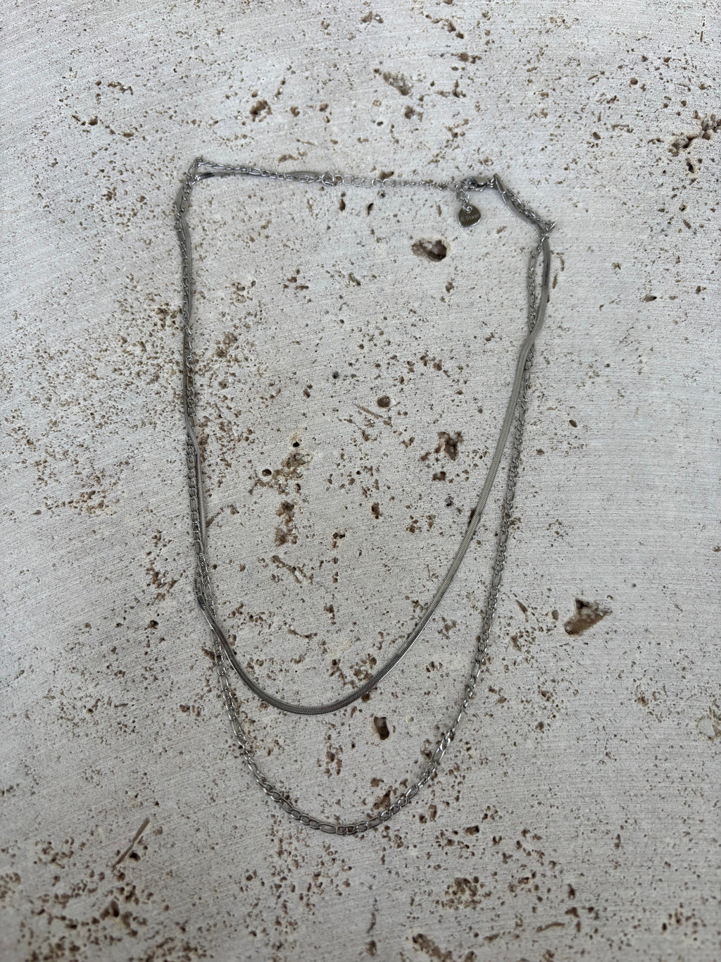 Flat X Link Necklace