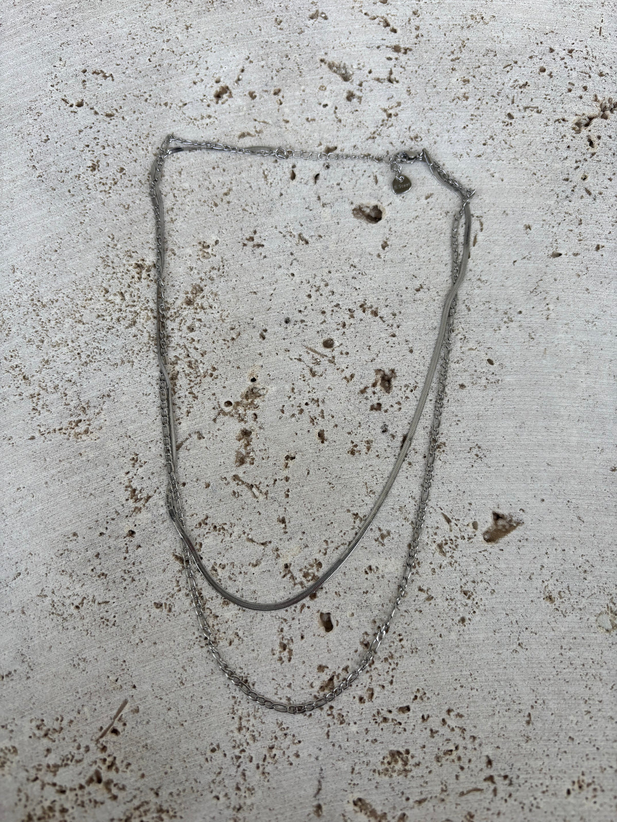 Flat X Link Necklace