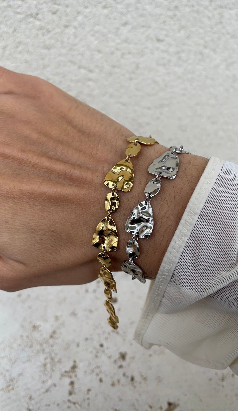 Pulsera martillada
