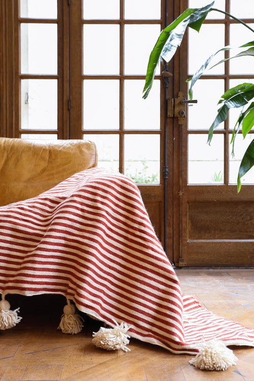 Plaid Berbère Pompon Rayures Rouges