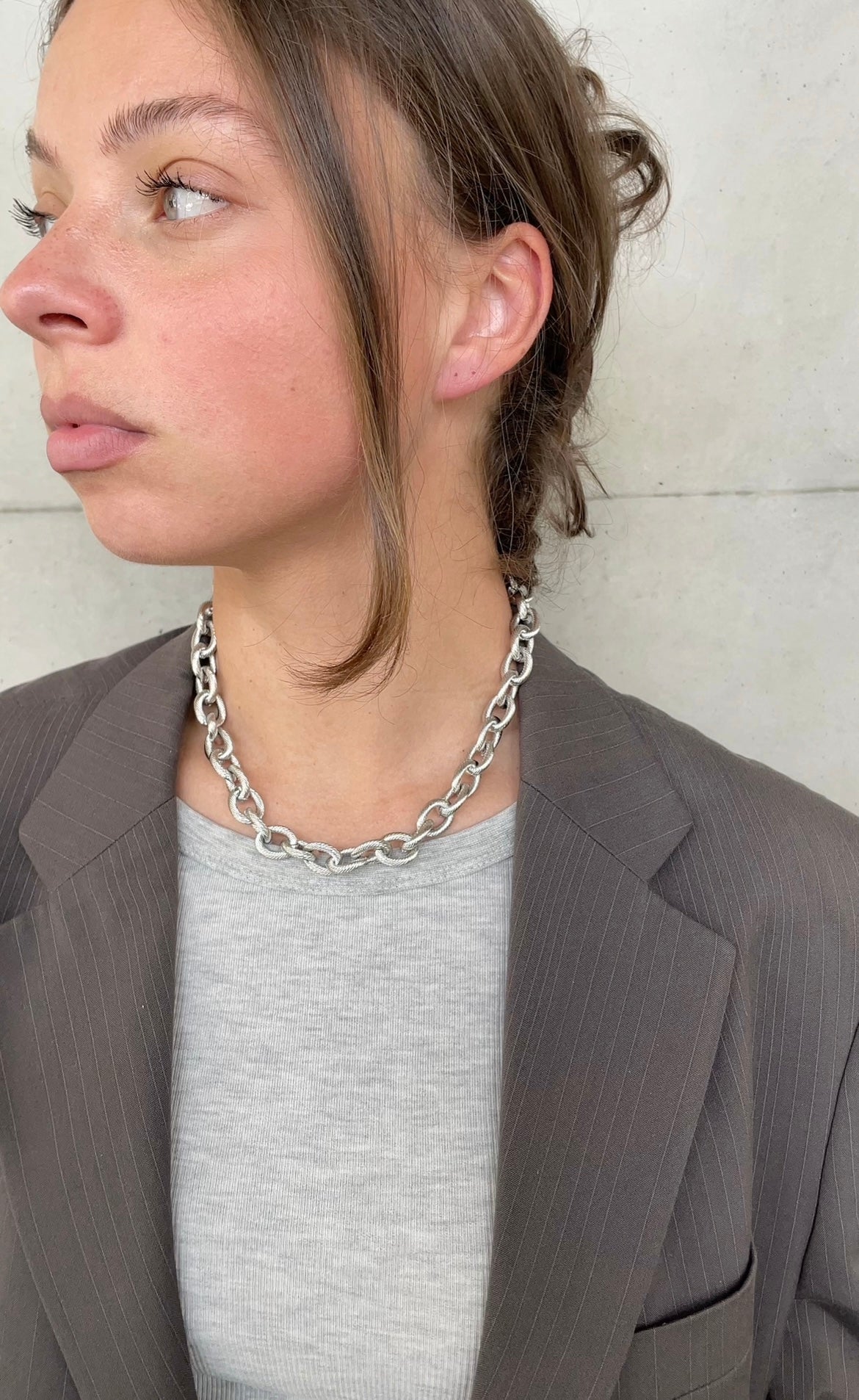 Collana a catena spessa rigata