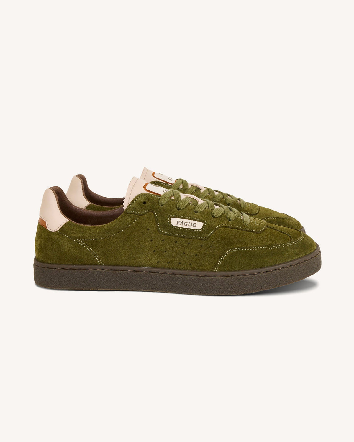 Sneaker in pelle scamosciata verde oliva