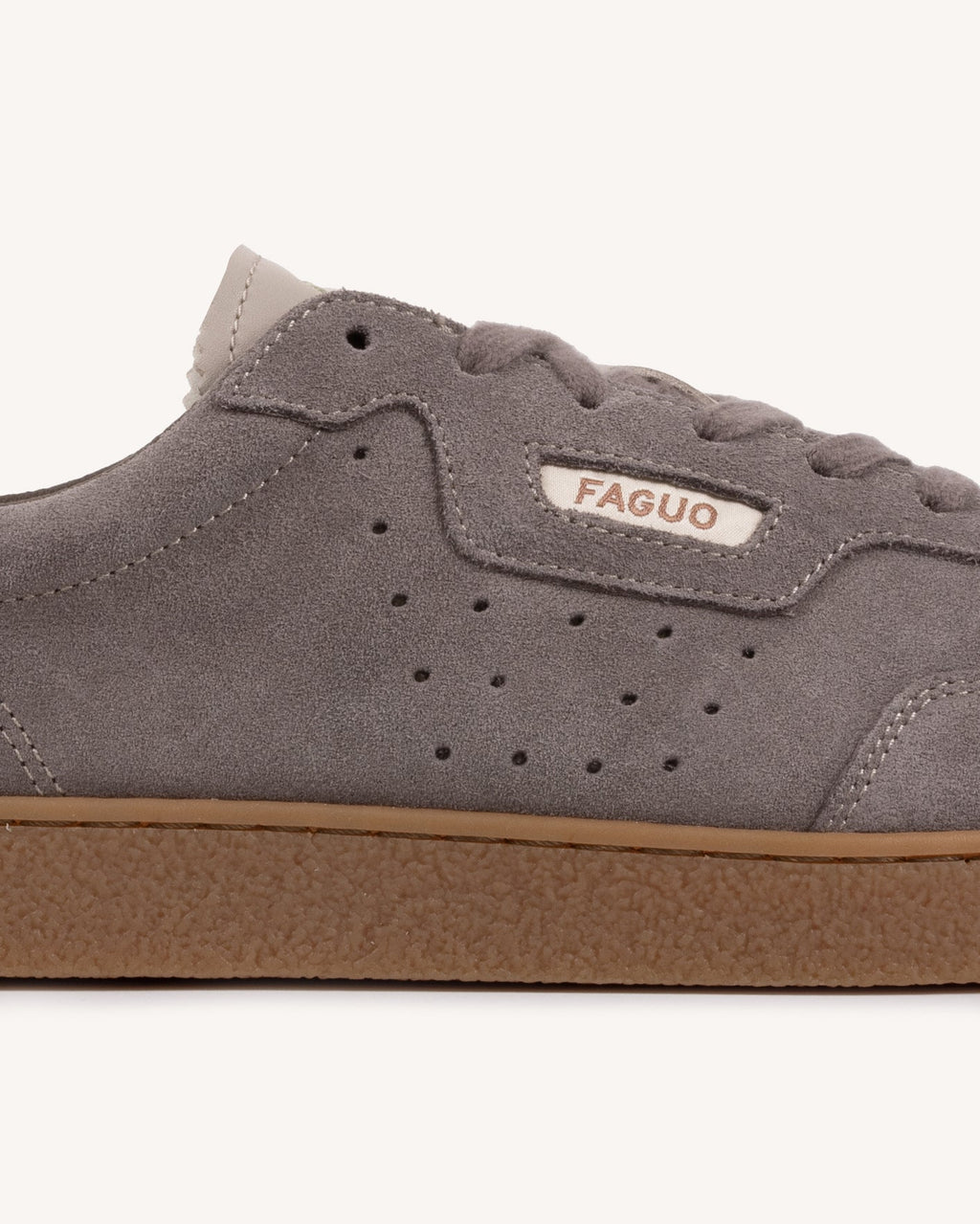 Sneakers in pelle scamosciata tortora chiaro