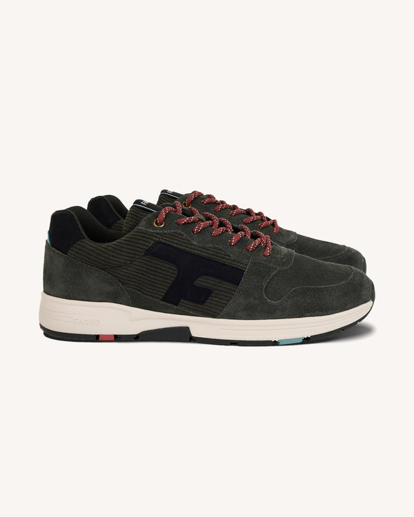 Sneakers in pelle scamosciata kaki