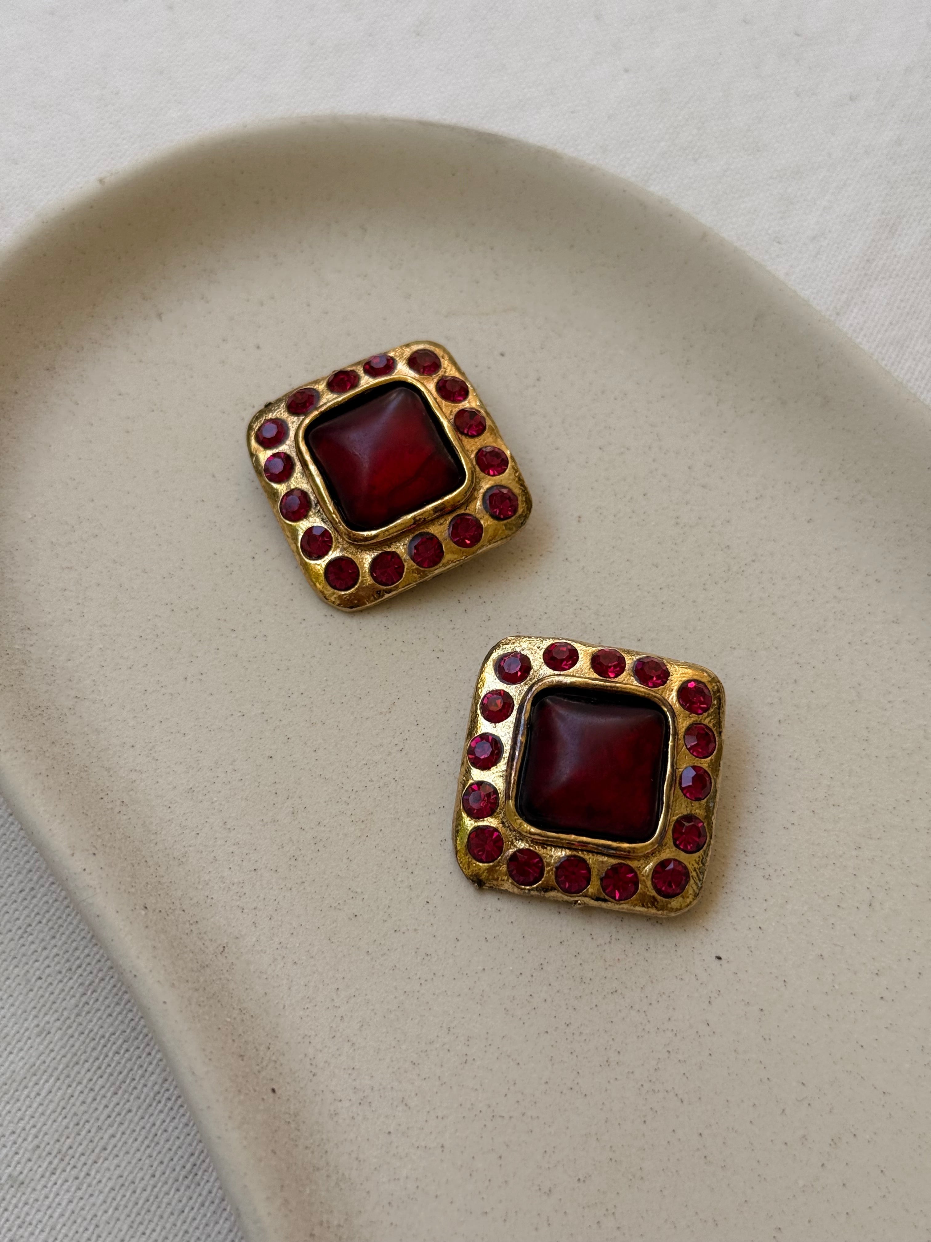 Boucles D’Oreilles Vintage - Cabochons Rouges Et Strass