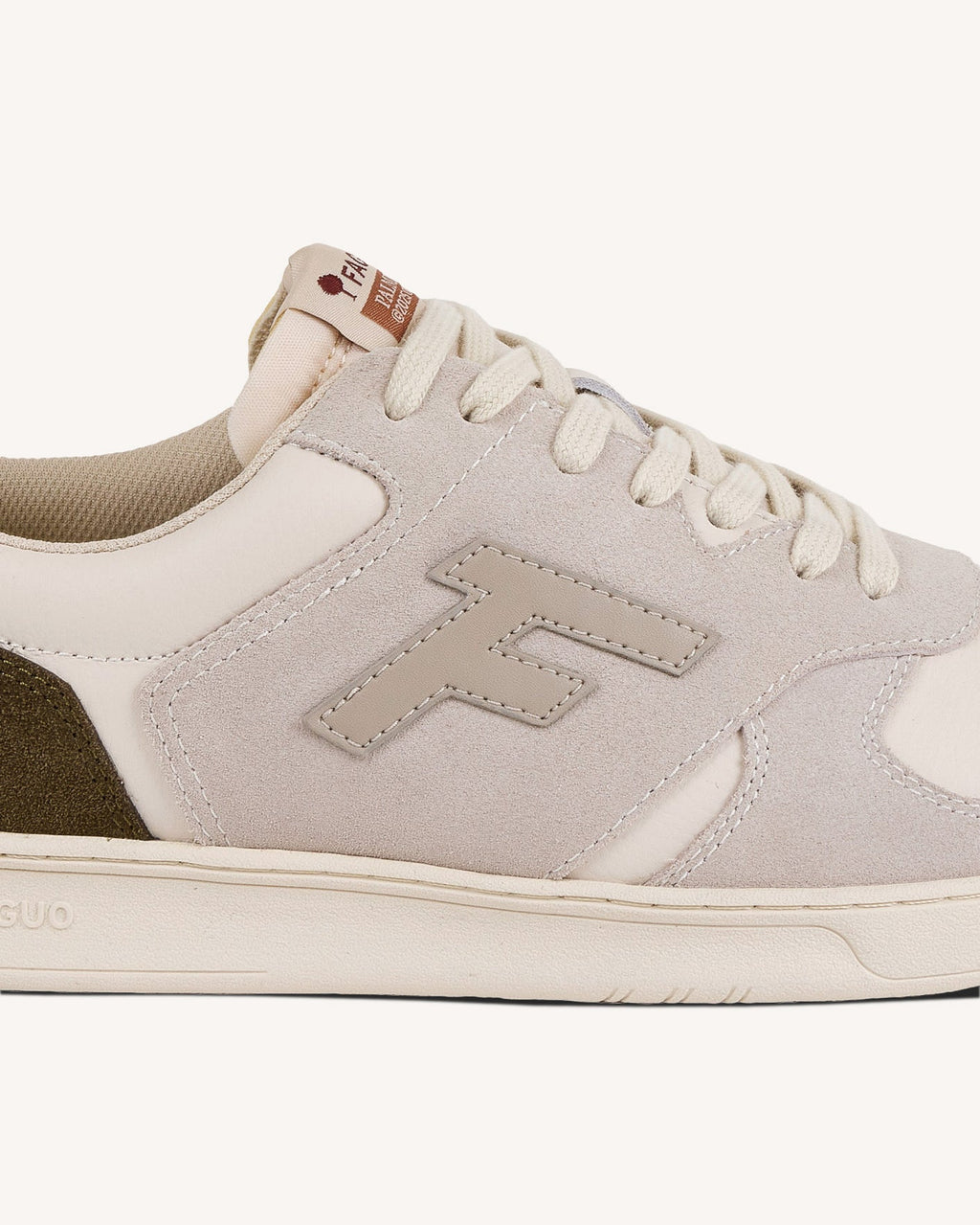 Zapatillas de cuero y ante crema y óxido