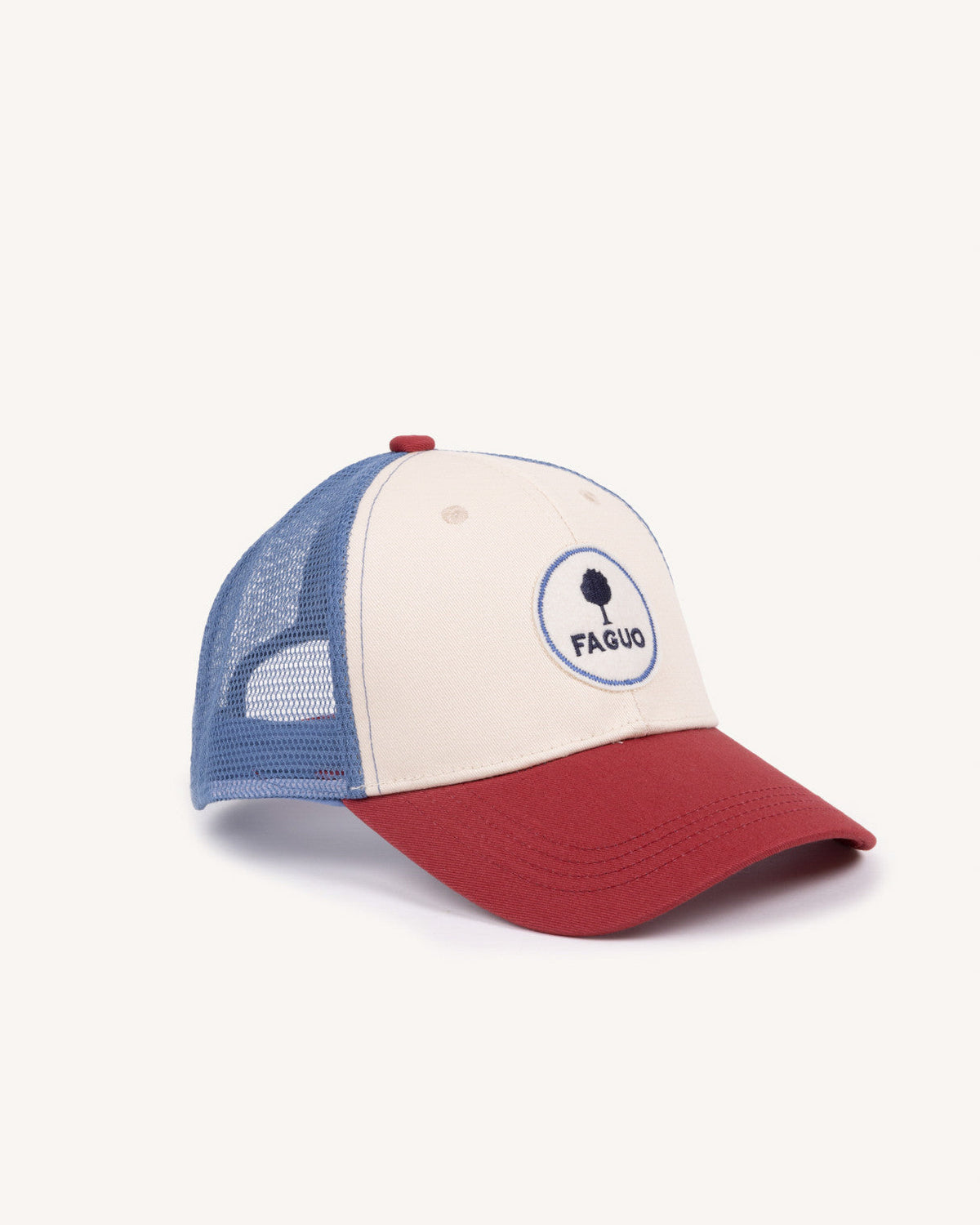 Cappellino rosso e blu marino