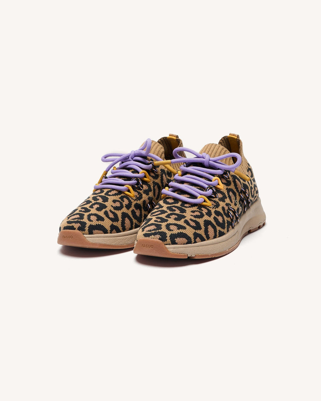 Sneakers leopardate e marroni