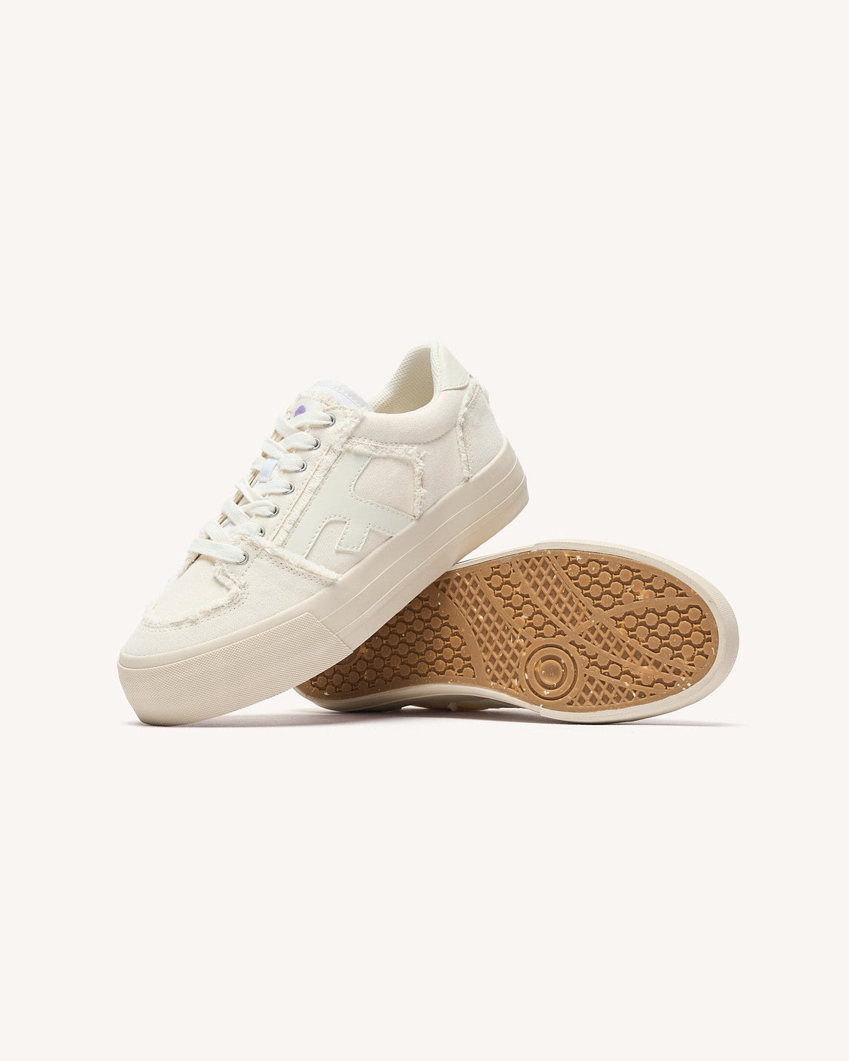 Sneakers in tela bianche
