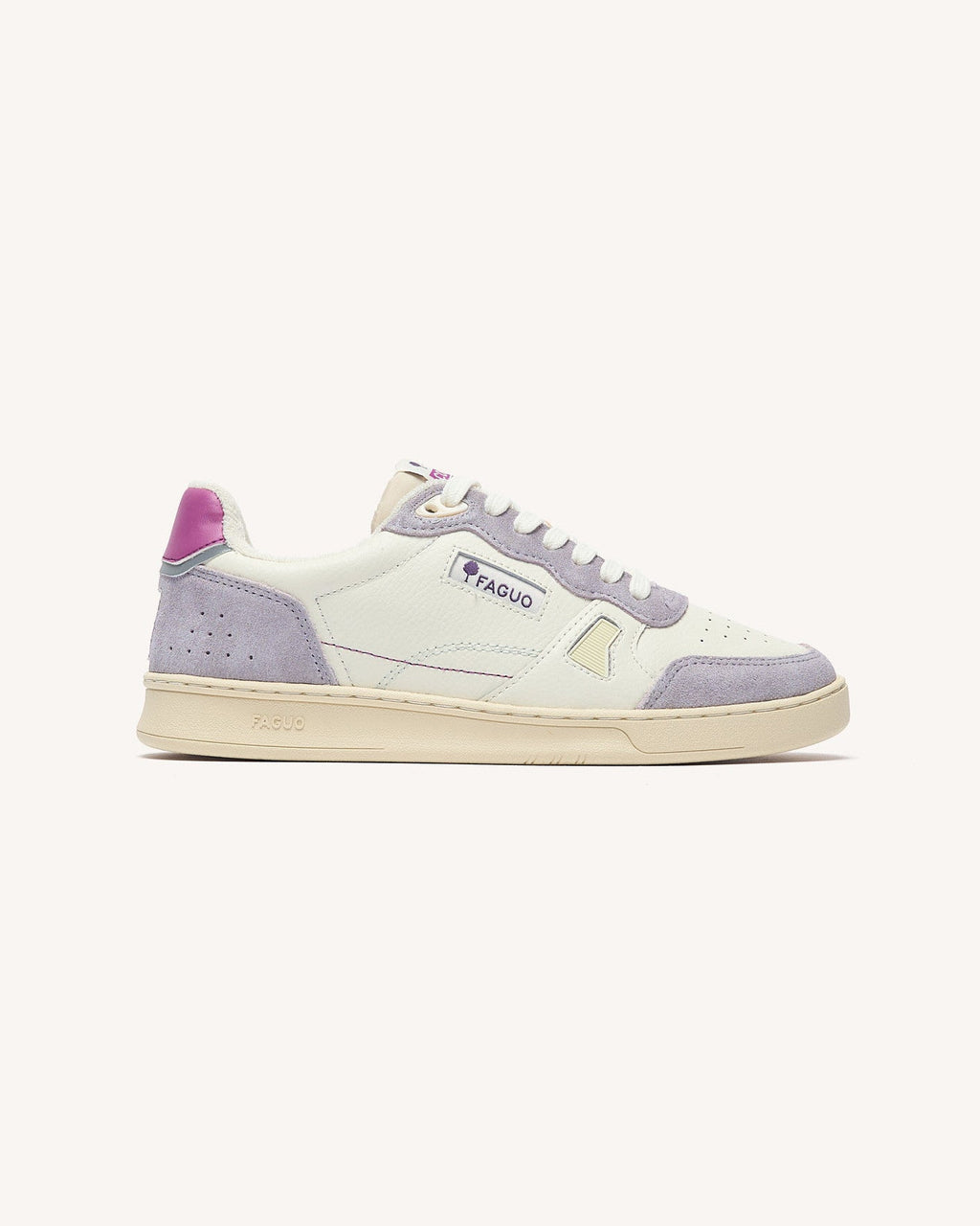 Zapatillas blancas y rosa grisáceo de cuero
