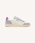 Zapatillas blancas y rosa grisáceo de cuero