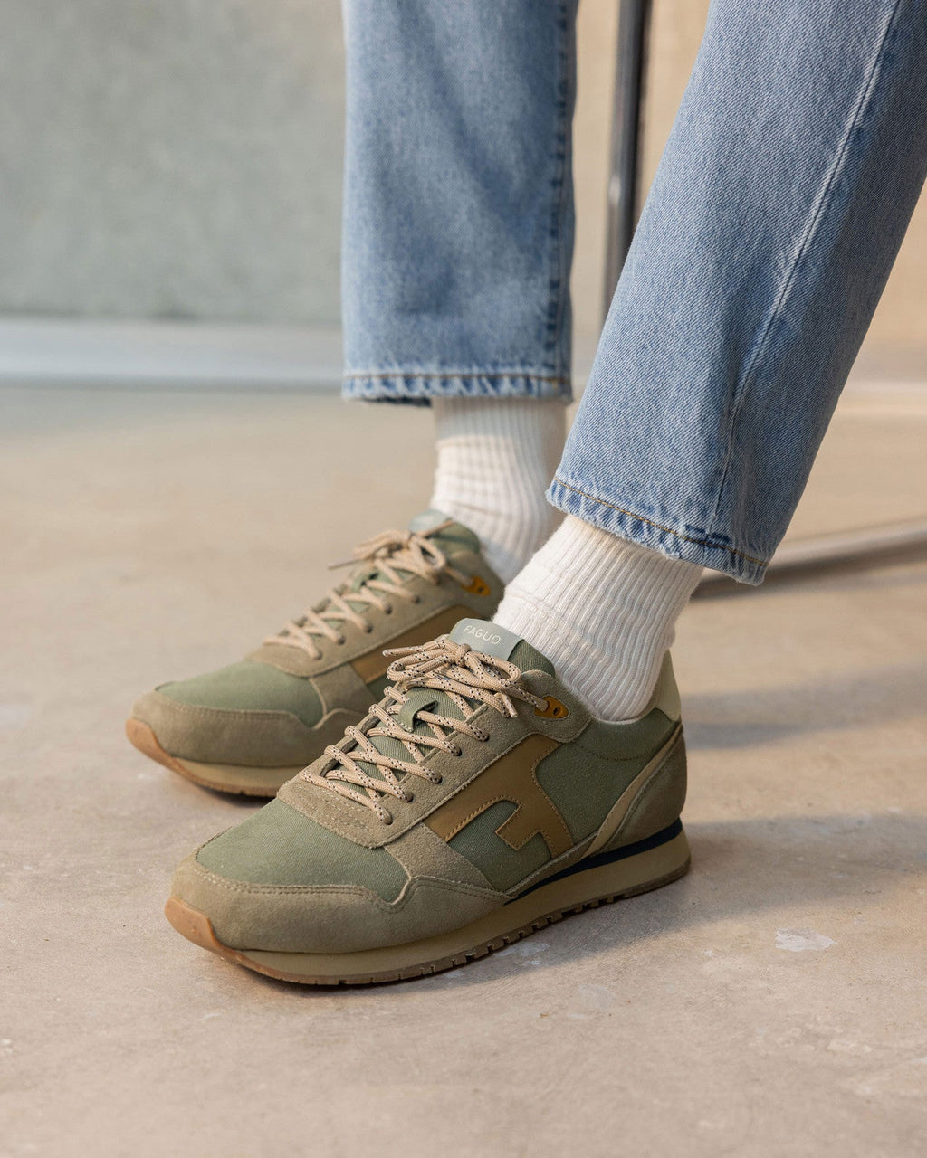 Sneakers kaki scuro