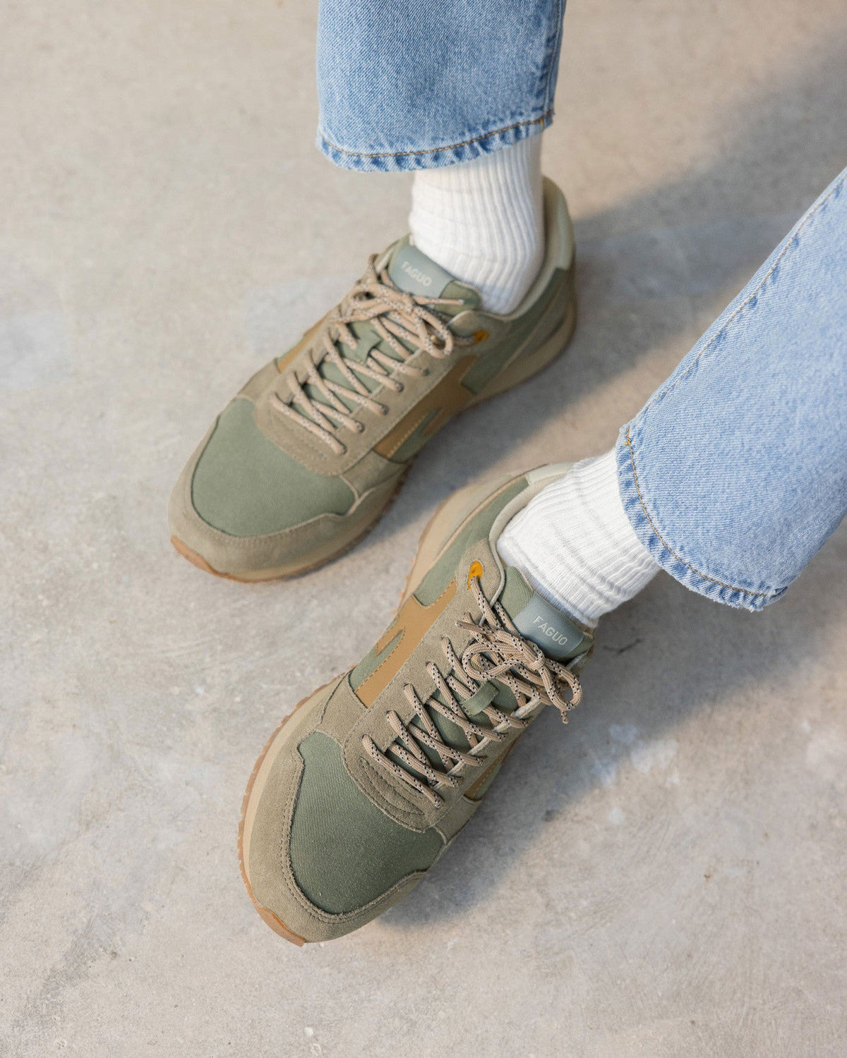 Sneakers kaki scuro