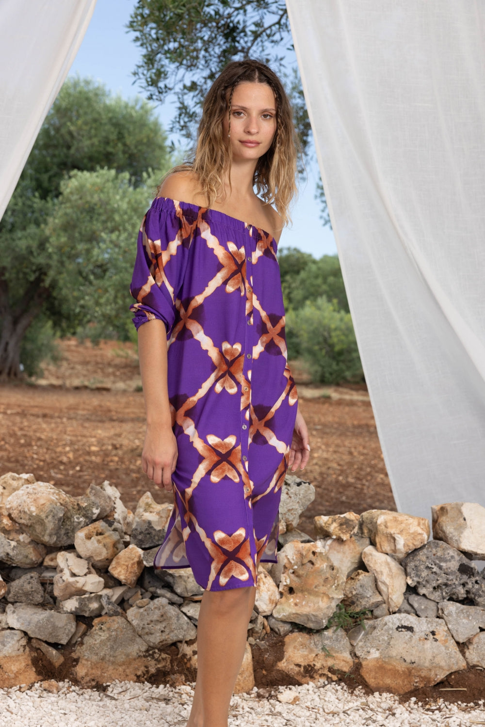Vestido camisero color malva con efecto tie-and-dye de Laura Geo