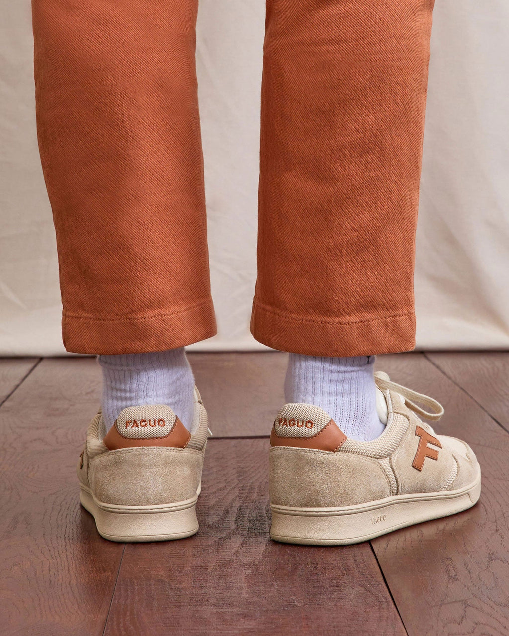 Baskets Beige Et Rouille