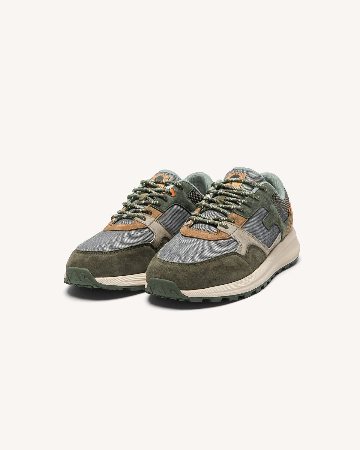 Baskets Kaki Et Camel
