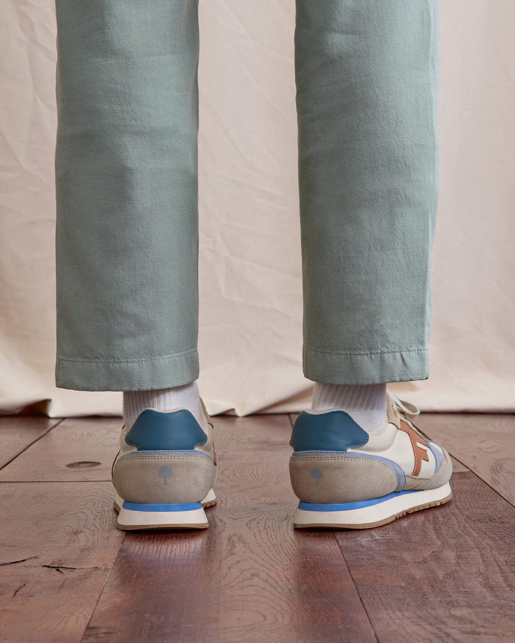 Zapatillas Beige Camel Y Azul