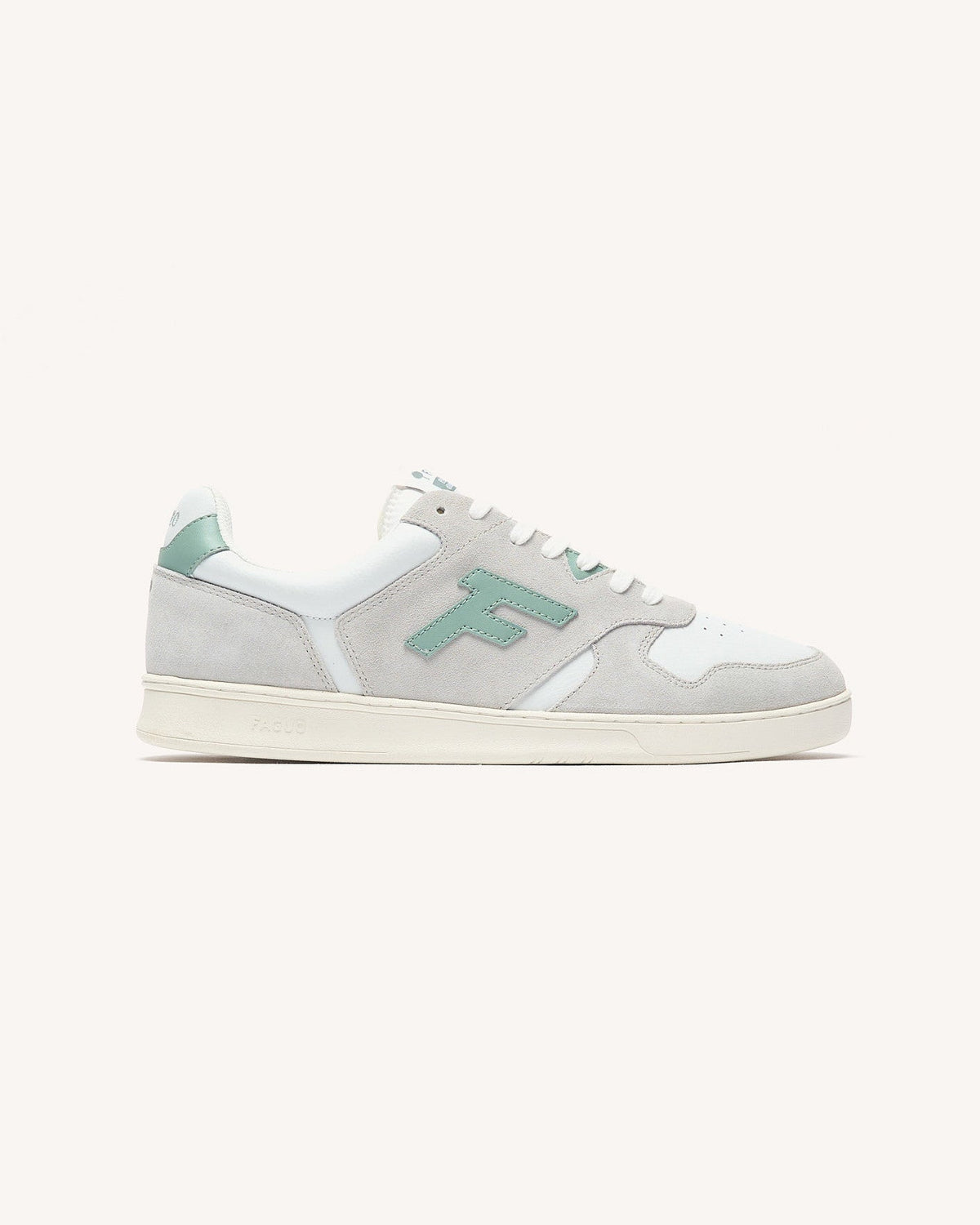 Zapatillas Blancas y Verde Claro de Cuero