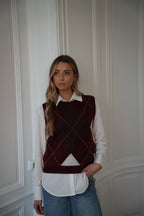 Loona Bordeaux - Sleeveless Sweater