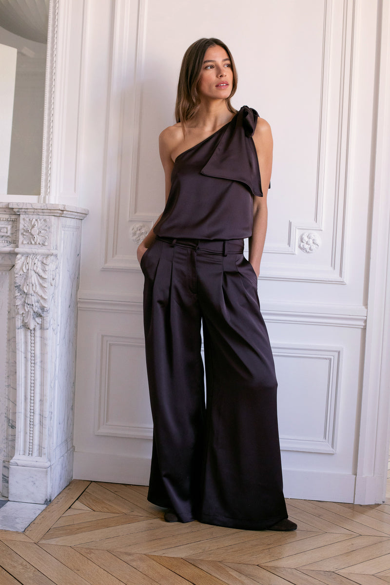 Le Telio Satin Top - Chocolate