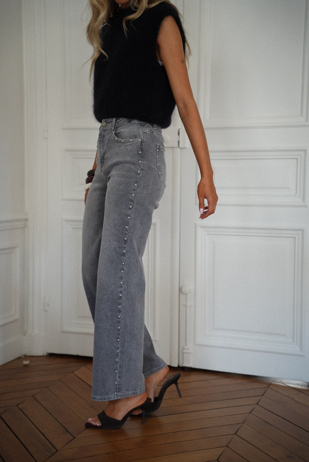 Anaïs Gris - Studded Jeans