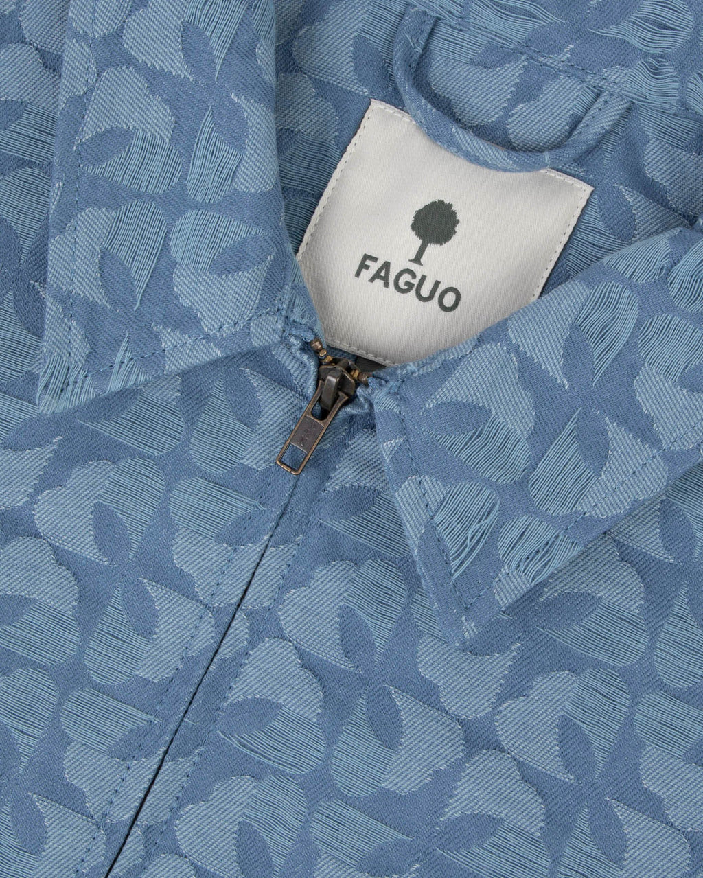 Chaqueta de algodón azul medio