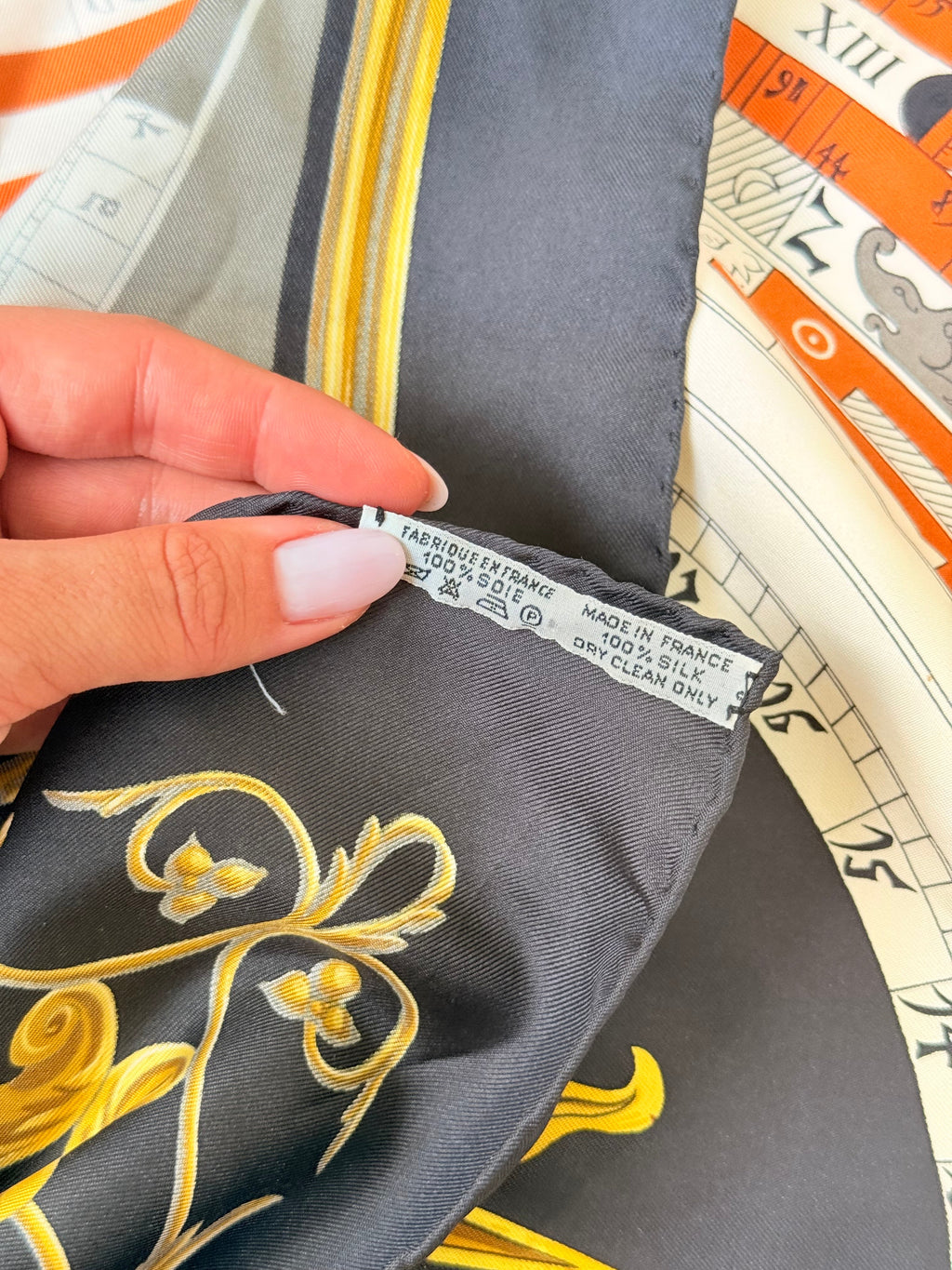 Foulard Hermès – Modèle Astrologie