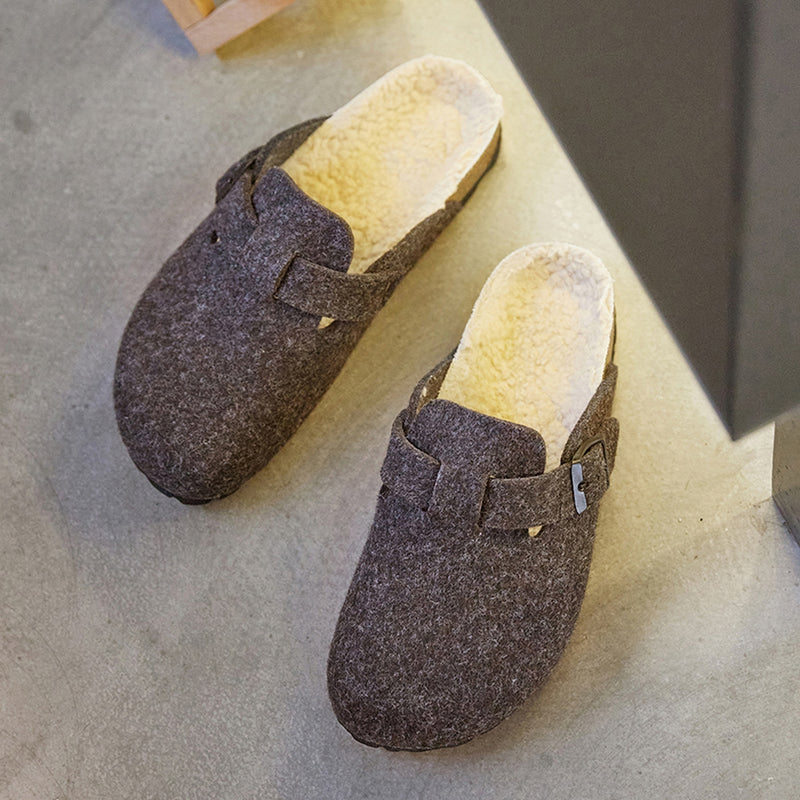 Black Clogs - Women