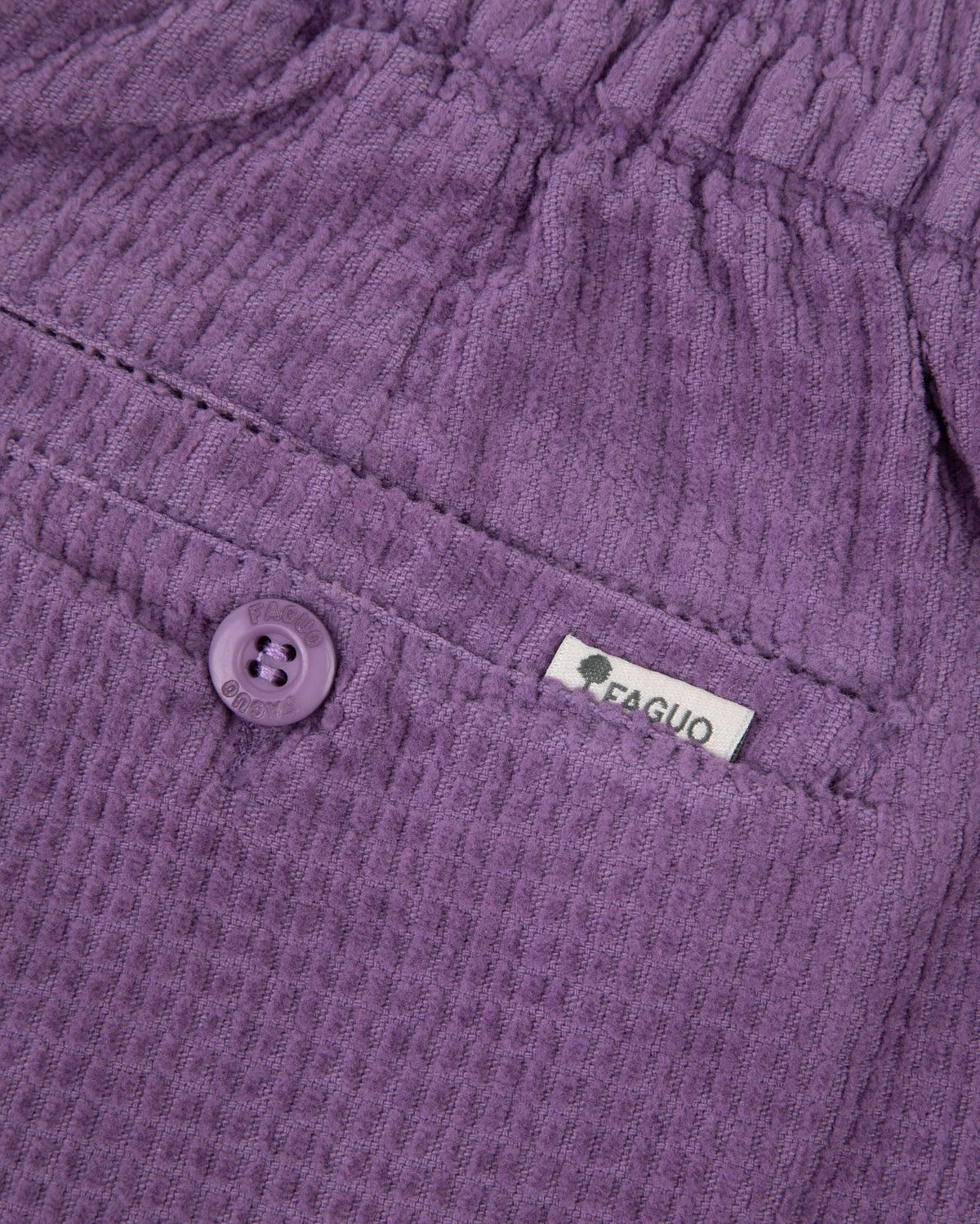 Pantalón corto morado de algodón