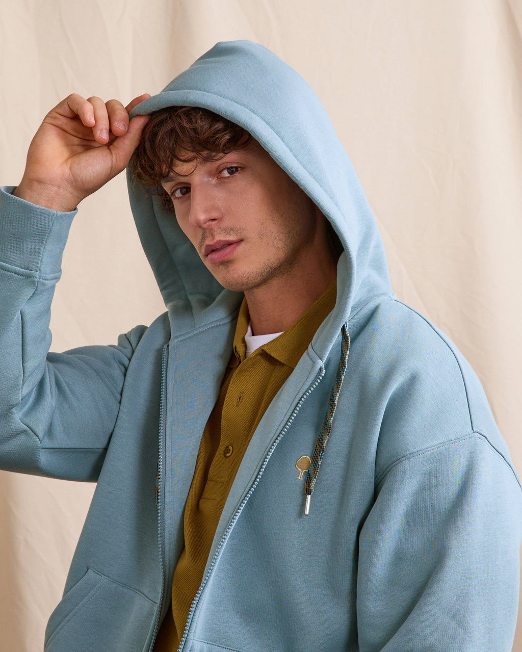 Sudadera con cremallera y capucha azul grisáceo
