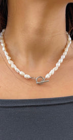 Thin Pearl Necklace