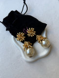 Pendientes Christian Lacroix - Perlas barrocas colgantes