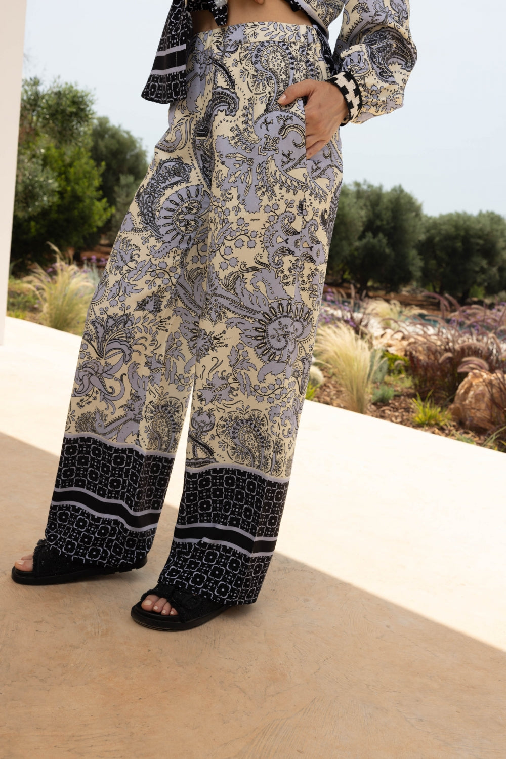 Le Pantalon Tracy Imprimé Cachemire With Friend