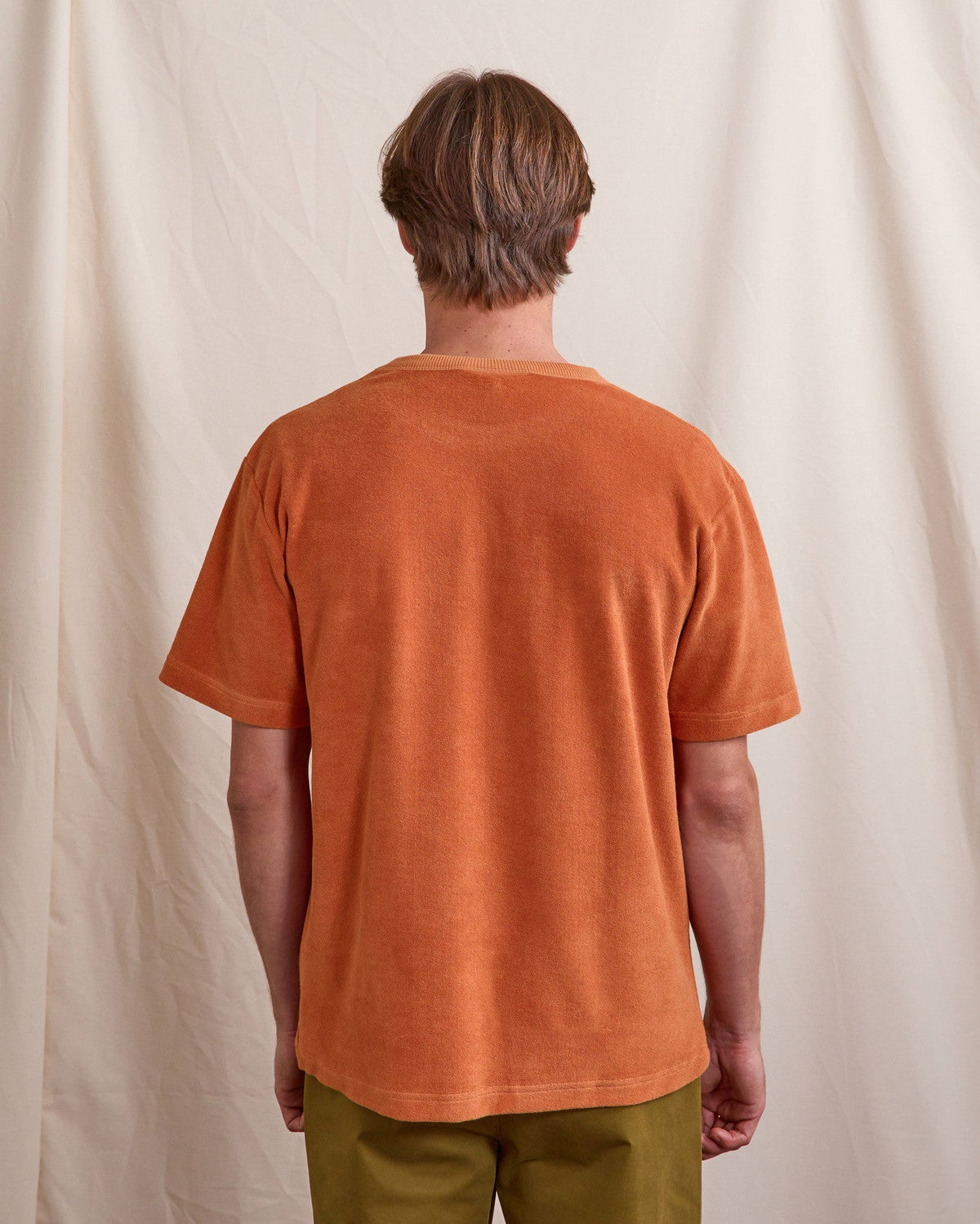 Camiseta de terciopelo color ladrillo