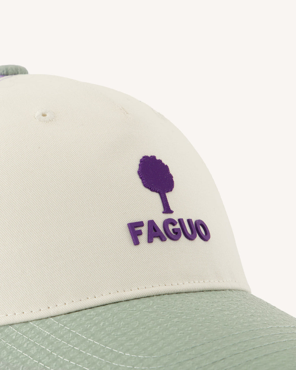 Cappellino verde ed écru
