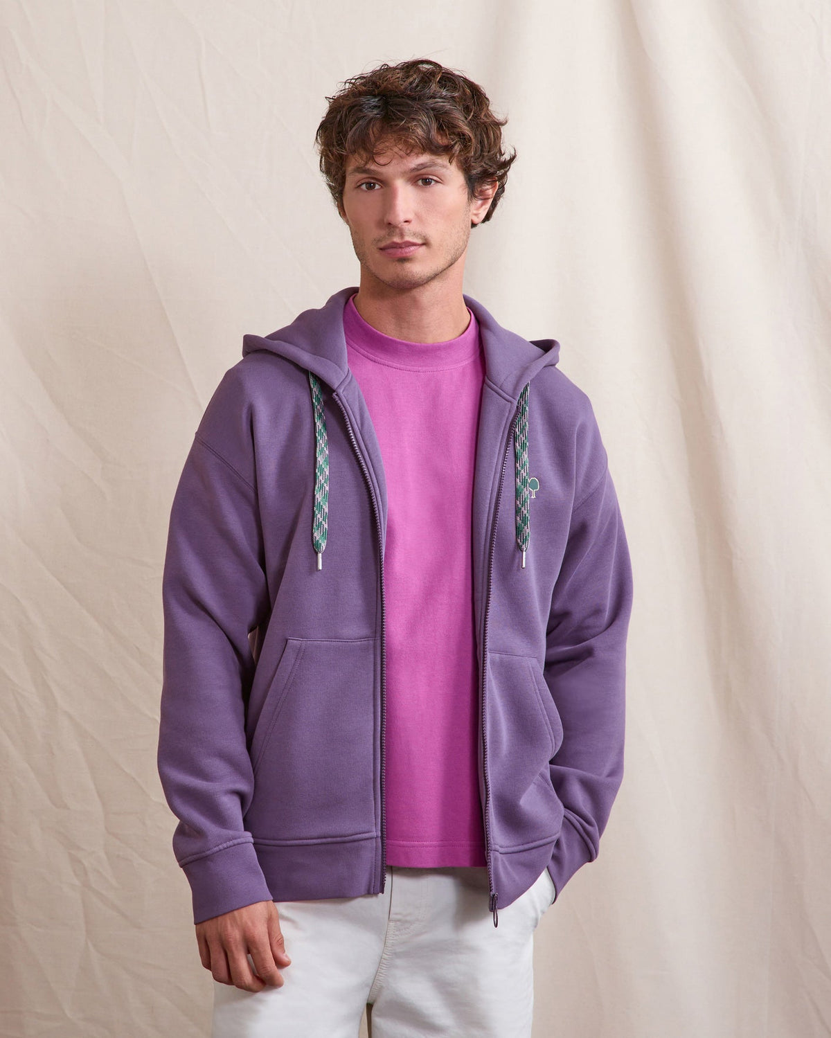 Felpa viola con cappuccio e zip