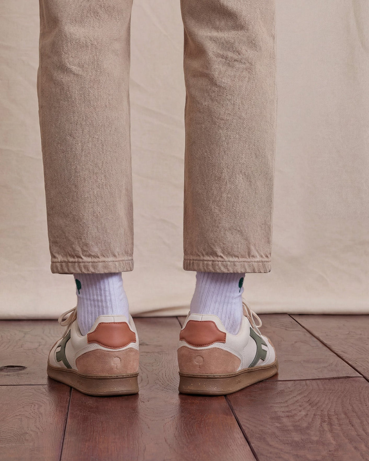 Sneakers écru e kaki in pelle