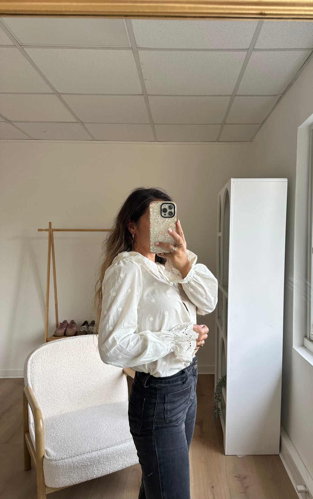 Ambre beige wide-collar blouse